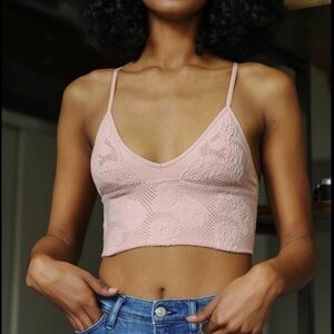 ⚡️🆕Pink Lacey Eyelet Cropped Cami/Bralette⚡️